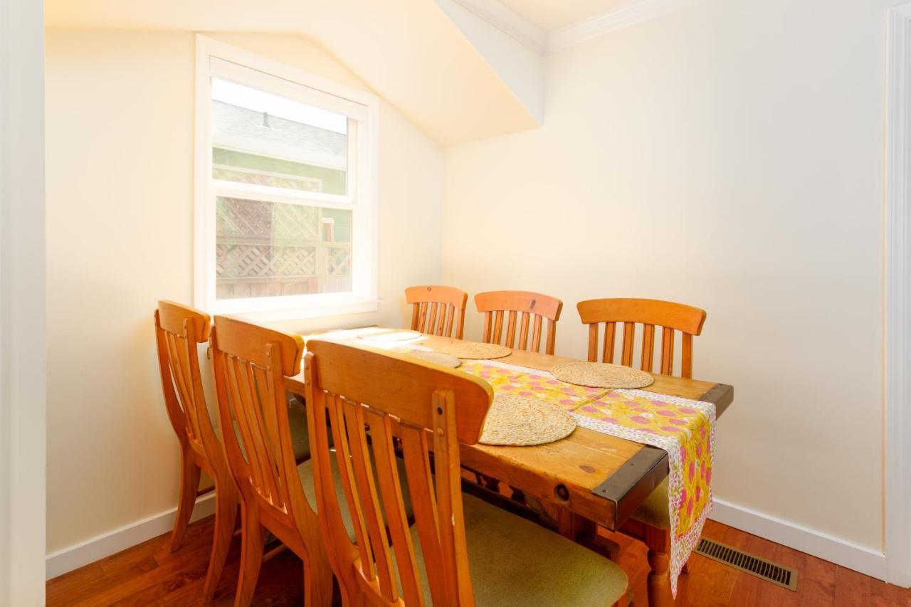 Spacious Renovated Petaluma Home- Pool Table, Fire Pit, Parking المظهر الخارجي الصورة